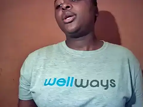 Snapshot of sexyhips2001 chatting on November 18, 6:56 pm sexyhips2001 online show from November 18, 6:56 pm