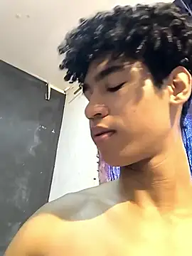 Thony444 online show from March 21, 9:01 pm