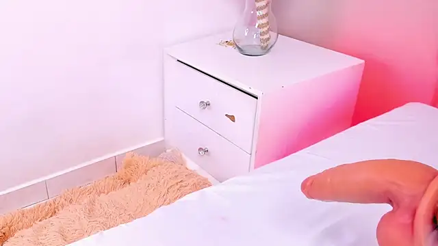 Maye U online show from September 20, 7:59 pm