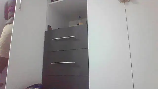 Snapshot of Squirt_Goddesss chatting on October 19, 5:46 pm Squirt Goddesss online show from October 19, 5:46 pm