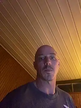 Mac ThunderCock online show from September 13, 2:00 am