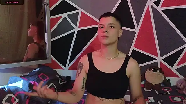 demimoore222 online show from September 19, 9:26 pm