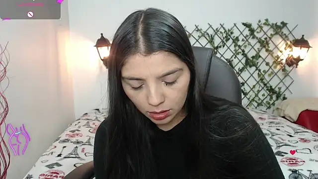 Snapshot of issa__nassar chatting on September 24, 1:47 pm issa nassar online show from September 24, 1:47 pm