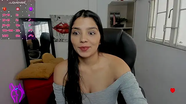 Snapshot of issa__nassar chatting on September 26, 8:13 pm issa nassar online show from September 26, 8:13 pm