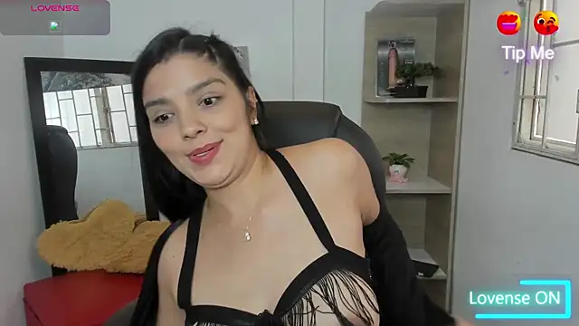 Snapshot of issa__nassar chatting on October 10, 1:43 pm issa nassar online show from October 10, 1:43 pm