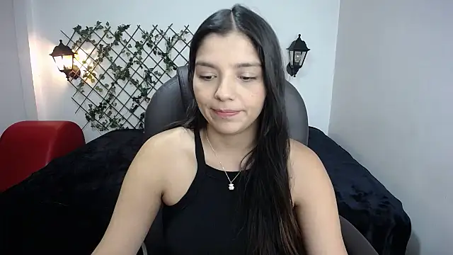 Snapshot of issa__nassar chatting on November 10, 2:16 pm issa nassar online show from November 10, 2:16 pm