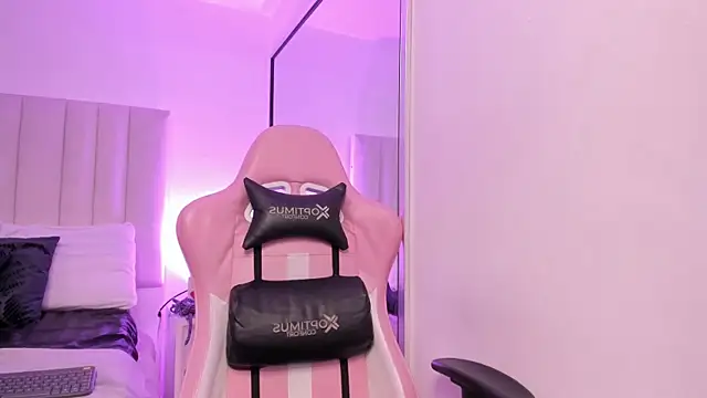 SaritaBratz online show from March 19, 10:31 pm