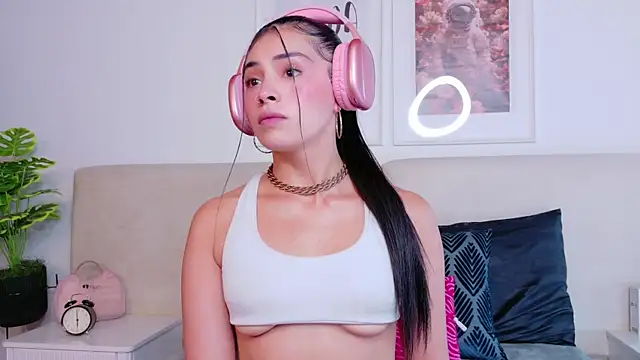 SaritaBratz online show from September 15, 8:42 pm