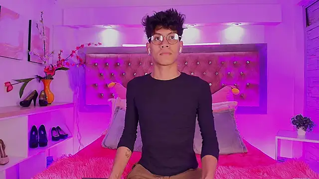 Jonas Rivers online show from October 6, 12:57 pm