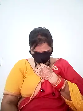 Snapshot of Neha-Bhabhi-Rasily chatting on September 16, 7:20 am Neha-Bhabhi-Rasily online show from September 16, 7:20 am