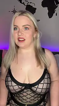 April Vancee online show from October 14, 1:23 pm