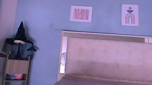 Emily Castillo 1 online show from October 12, 4:44 am