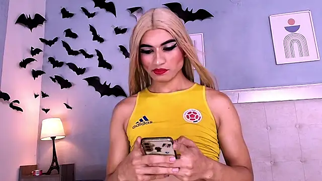 Emily Castillo 1 online show from November 12, 4:35 am