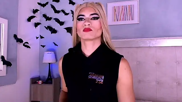 Emily Castillo 1 online show from November 15, 5:16 am