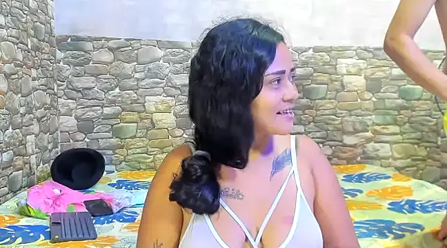 Snapshot of nickygroup25 chatting on March 3, 12:15 am nickygroup25 online show from March 3, 12:15 am