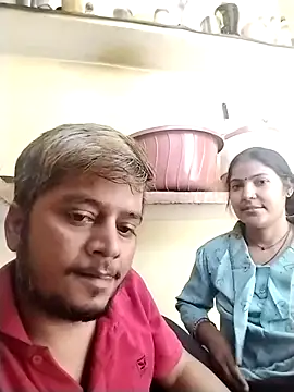 Snapshot of Maidangirl chatting on March 19, 9:28 am Maidangirl online show from March 19, 9:28 am