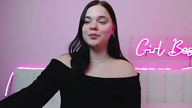 Snapshot of Eliss_Shyyo chatting on March 21, 9:45 am Eliss Shyyo online show from March 21, 9:45 am