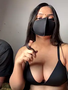 Snapshot of etihotyy chatting on November 25, 6:30 pm etihotyy online show from November 25, 6:30 pm