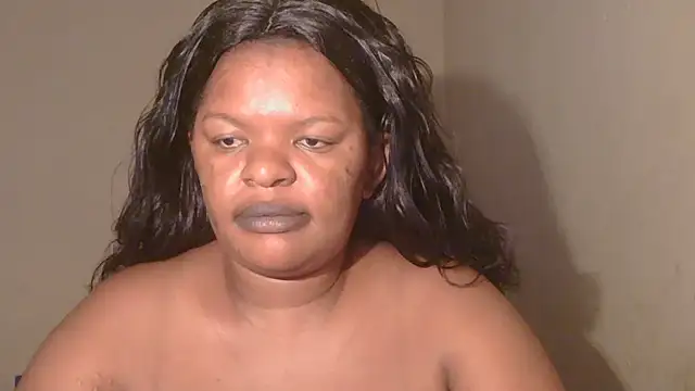 Snapshot of ebony_rose11 chatting on February 20, 4:14 pm ebony rose11 online show from February 20, 4:14 pm