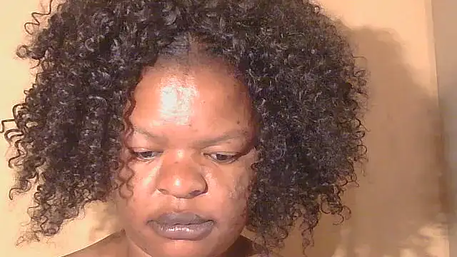 Snapshot of ebony_rose11 chatting on September 12, 1:06 am ebony rose11 online show from September 12, 1:06 am