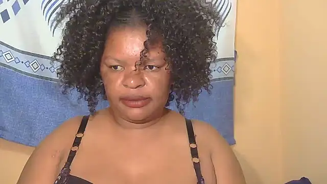 Snapshot of ebony_rose11 chatting on September 13, 4:29 pm ebony rose11 online show from September 13, 4:29 pm