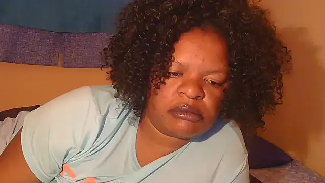 Snapshot of ebony_rose11 chatting on September 14, 9:36 pm ebony rose11 online show from September 14, 9:36 pm