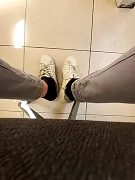 GM51-1988 online show from March 18, 6:37 pm