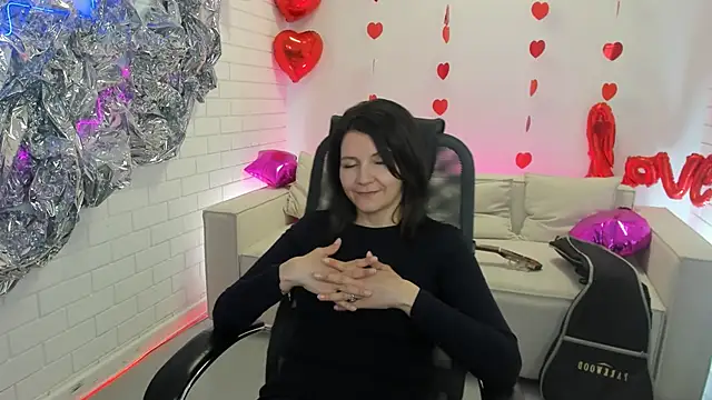 NicoleHitman online show from March 13, 8:37 am