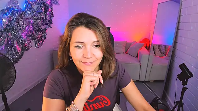 NicoleHitman online show from September 30, 9:25 am