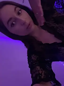 Snapshot of AlisaQSky chatting on October 13, 3:12 pm AlisaQSky online show from October 13, 3:12 pm