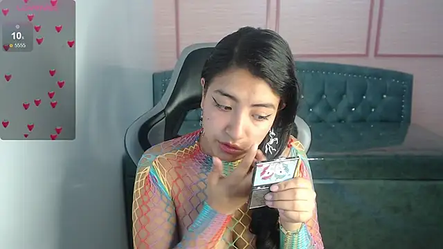 Snapshot of alexa_romero_t chatting on October 22, 12:05 pm alexa romero t online show from October 22, 12:05 pm