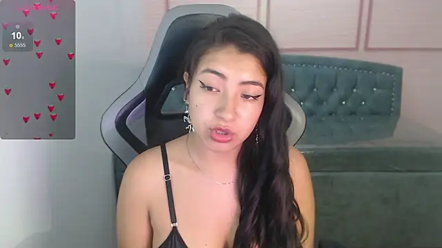 Snapshot of alexa_romero_t chatting on October 23, 1:10 pm alexa romero t online show from October 23, 1:10 pm