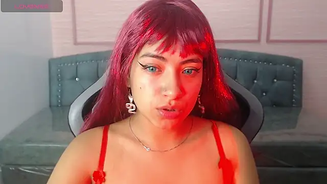 Snapshot of alexa_romero_t chatting on October 31, 12:17 pm alexa romero t online show from October 31, 12:17 pm