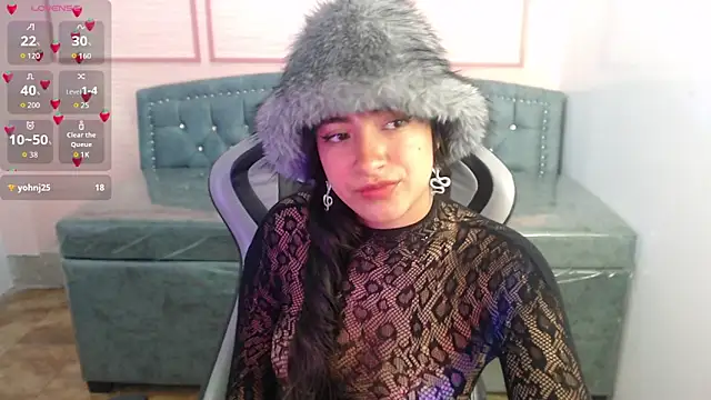 Snapshot of alexa_romero_t chatting on November 18, 1:04 pm alexa romero t online show from November 18, 1:04 pm