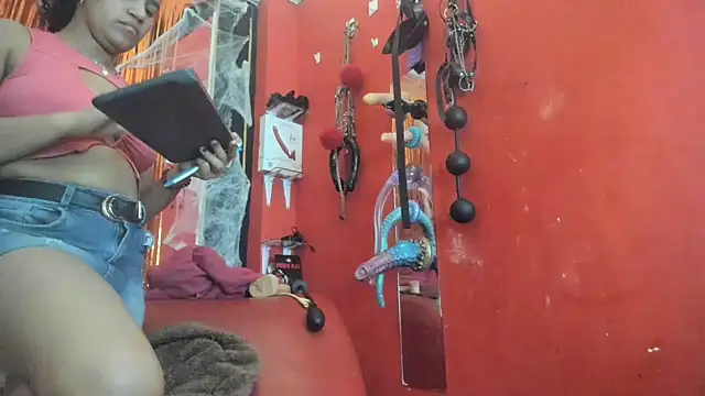 emma morgan 1 online show from November 3, 11:44 am