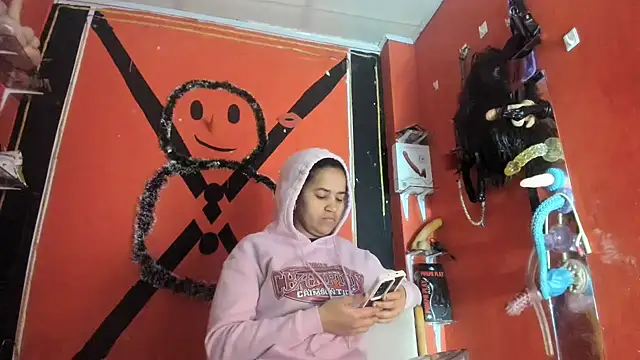 emma morgan 1 online show from November 13, 10:47 am