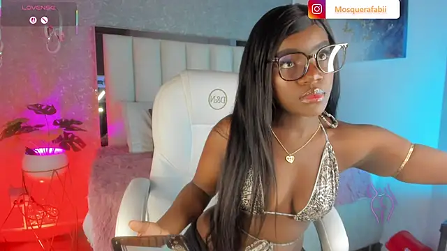 NainaDeiviss online show from September 14, 2:54 am