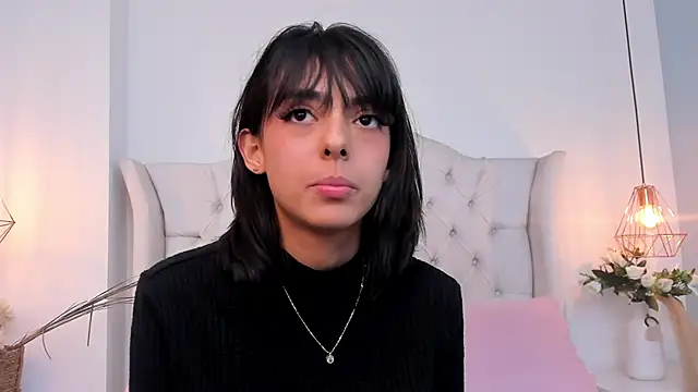 ZaraLuuv online show from March 14, 11:34 am