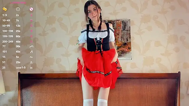 Snapshot of CathrynCovil chatting on October 4, 8:45 am CathrynCovil online show from October 4, 8:45 am