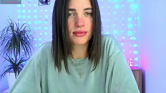 neferutt online show from November 23, 2:50 pm