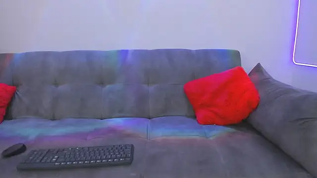 Snapshot of gaaby_foxx chatting on March 9, 6:06 am gaaby foxx online show from March 9, 6:06 am