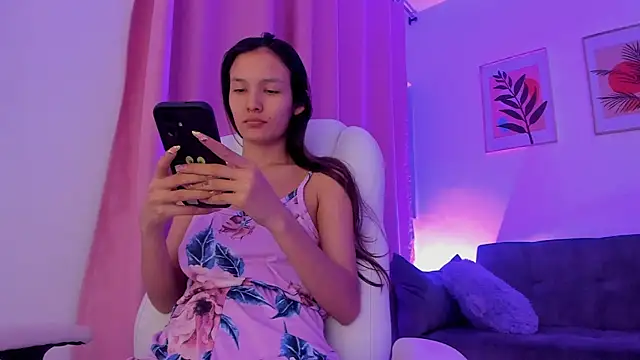 Snapshot of gaaby_foxx chatting on November 26, 1:56 pm gaaby foxx online show from November 26, 1:56 pm