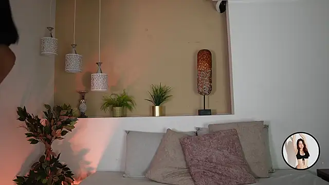 Snapshot of alison222_ chatting on November 5, 8:20 pm alison222 online show from November 5, 8:20 pm