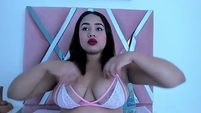 Vero Mendoza online show from September 18, 8:00 pm