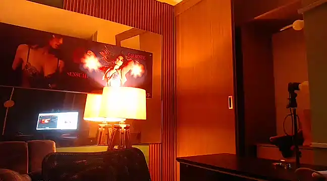 Snapshot of tatiana_lc chatting on March 6, 10:09 am tatiana lc online show from March 6, 10:09 am