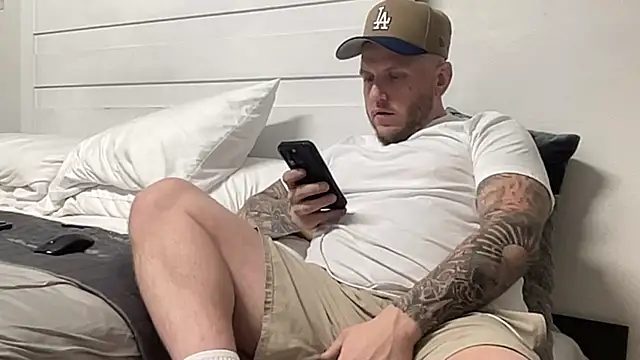 Snapshot of Thegreatwhitepipe chatting on October 2, 10:00 am Thegreatwhitepipe online show from October 2, 10:00 am