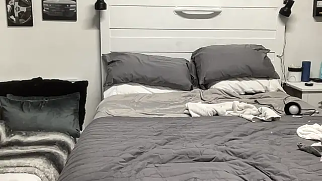 Snapshot of Thegreatwhitepipe chatting on November 11, 5:51 am Thegreatwhitepipe online show from November 11, 5:51 am