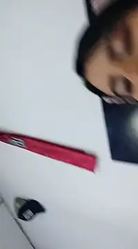 mialorents online show from March 21, 5:21 am