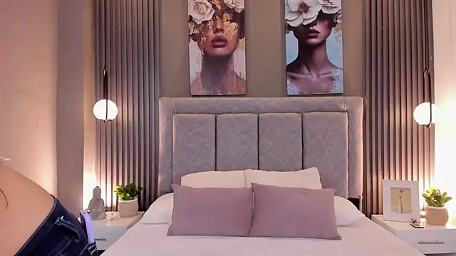 GiannaColling1 online show from September 29, 10:03 pm