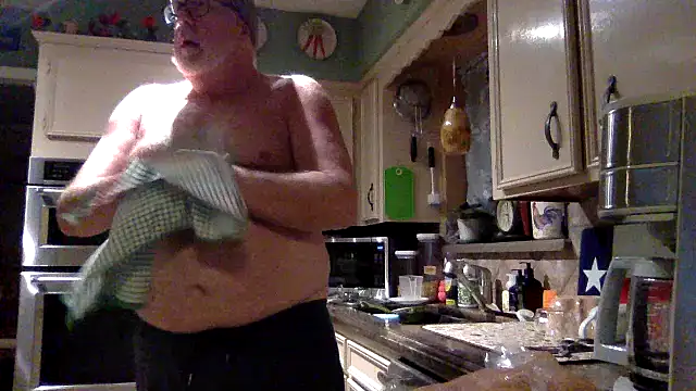 superbearboss online show from November 28, 12:02 am